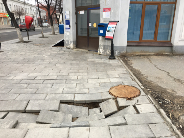 В Сызрани объяснили провалы плитки после масштабного ремонта Советcкой