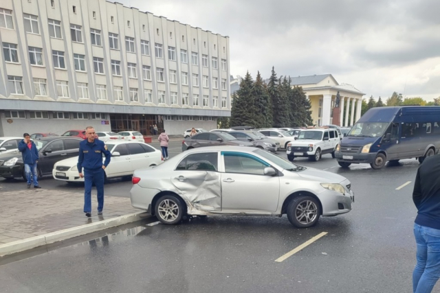 Новости сызрани ктв луч происшествия последние. Здание полиции. Автомобили милиции Иваново.