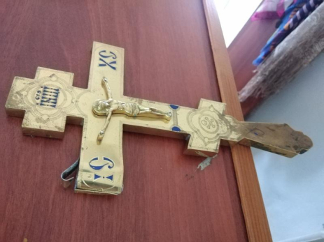 Сорвали крест и колотили по иконам: в храме Сызрани произошел погром