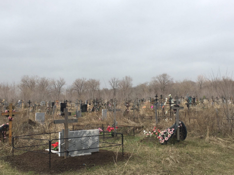 «Девчонка лежала в гробу как куколка»: всех ужаснуло, когда 15-летний изверг после расправы спокойно пришел в школу