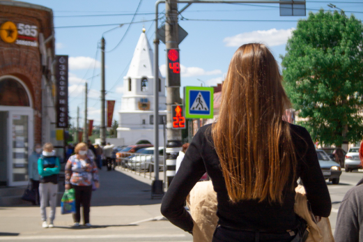 Ваш модный код в цифрах: как рассчитать свой стиль и оттенки в одежде по дате рождения