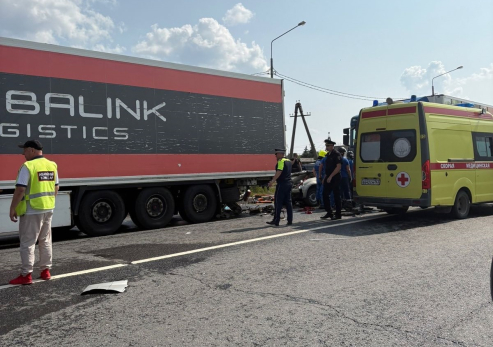 Жуткая авария у въезда в Сызрань - очевидцы сообщают о гибели ребенка и взрослых