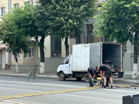 Гонкам на Советской пришел конец? Центр Сызрани обрастает «лежачими полицейскими»