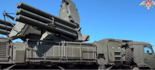 В Курумоче садятся самолеты, в Татарстане беспилотник упал на завод: есть жертвы