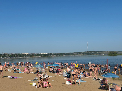 Водичка как в Черном море: жители России начали штурмовать сызранские пляжи