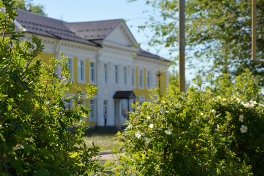 Классы разделить на мальчиков и девочек: в РПЦ призвали не бояться перемен