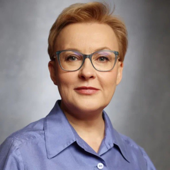 Стало известно, зачем в Сызрань едет Елена Лапушкина