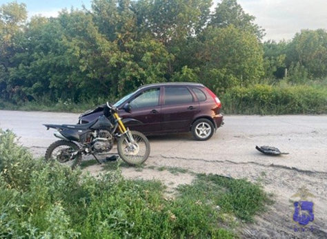 Катавший на мотоцикле по Сызрани школьницу пьяный подросток влетел в Калину