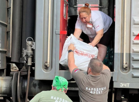 Пожар на вокзале и колонны поездов: силы ПВО перехватили десятки беспилотников ВСУ