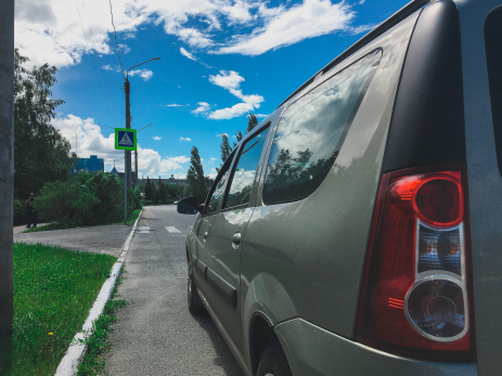 О новых требованиях к водителям 60 плюс: эксперт Моржаретто рассказал, чего нужно опасаться