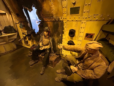 В вагонах более 150 человеческих фигур: в Сызрань прибыл «Поезд Победы» - смотрим фото