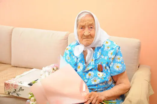 Владимир Путин поздравил со 100-летним юбилеем Антонину Смолькину из Сызрани