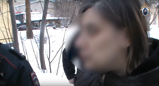 Взявшего еду без спроса мальчика утопили и полгода хранили в сумке - видео