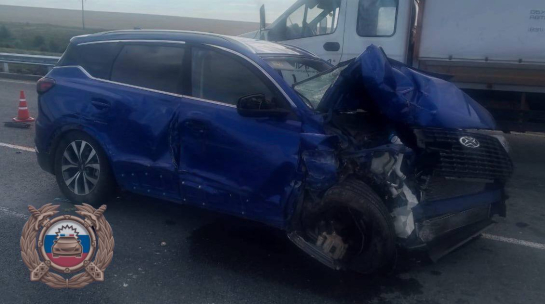 На трассе Сызрань-Саратов иномарка расшиблась об «семерку». Есть пострадавшие