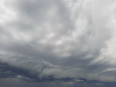 Мощный шторм с градом может грянуть в Самарской области в любой момент