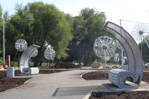 Сквер гигантских одуванчиков в Сызрани вот-вот откроет двери: остались последние штрихи