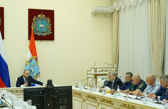 Губернатор Федорищев поручил ускорить ремонт дорог в Самарской области