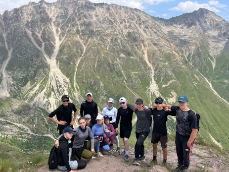 Сызранские спортсмены совершили восхождение в Приэльбрусье - фото и видео