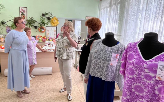 На ВДНХ высоко оценили созданную в сызранском интернате коллекцию одежды