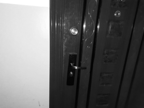 По словам мачехи 7-летний Данил мог напасть с вилкой, однако соседи заметили другие странности в семье