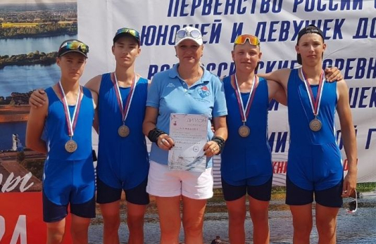 Сызранская четверка парней блестяще догребла до бронзы первенства России
