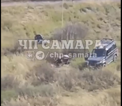 Раздался крик «Упали!», зеваки молчали и снимали все на видео: в Самарской области разбились молодые люди