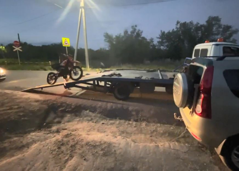 В Сызрани приятный досуг юного байкера прервала полиция: видео