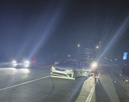 Прижались - водой не разольешь: фото с места жесткой аварии под Сызранью