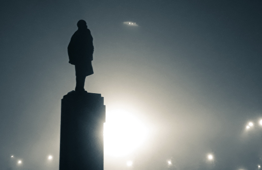 Джугашвили высказался об идее похоронить Ленина