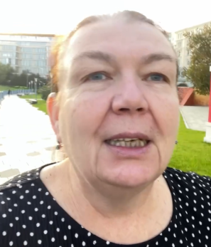 Известная на всю страну уборщица из Сызрани привыкает к новой жизни: в Москве опоздаешь на пару минут и все