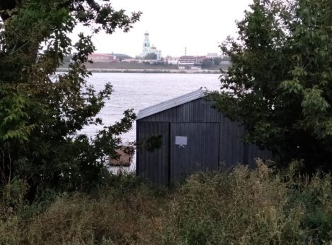 Река Сызранка принадлежит всем, а не избранным: власти Сызрани ищут неизвестного, который явно попутал берега