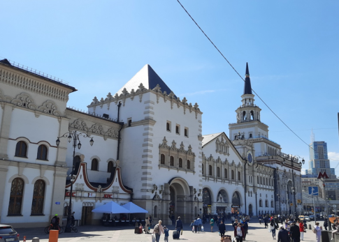 Жизнь в Сызрани вдруг стала интересной звездной тусовке. Даже Алле Пугачевой!