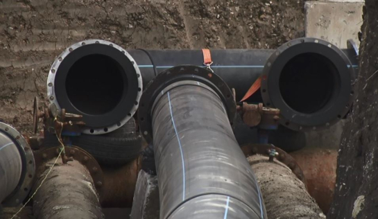 Коллапс с водой в Сызрани намерены отложить до 2125 года: траншеи роют по всему городу