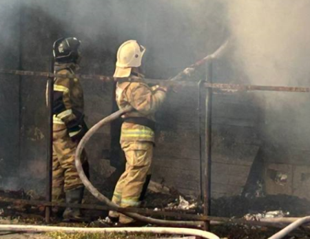 В небе Самарской области сбито 15 беспилотников, в Саратове - сильный пожар