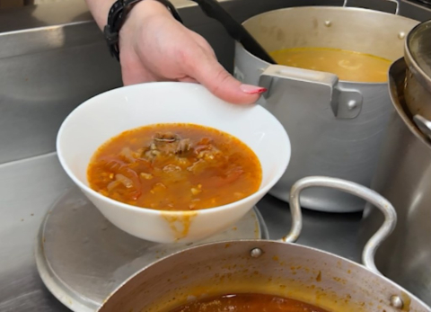 Часть сызранских школьников за полмиллиона накормят пельменями, стейками и пикантными бутербродами