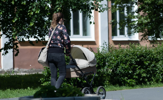 Сокращение рабочего дня: женщины в положении будут работать меньше, а что будет с зарплатой