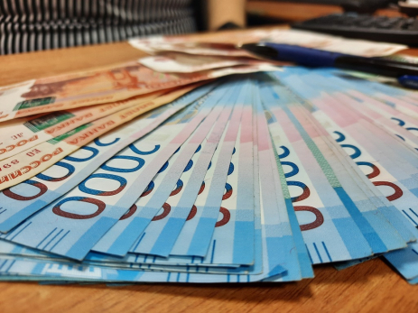 Соцфонд дважды в октябре перечислит россиянам деньги на карты «Мир»