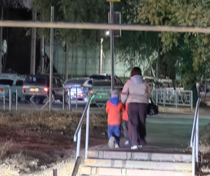 Жители Сызрани интересуют РЖД лишь в качестве пассажиров: дети и старики вечером опять не могли попасть домой