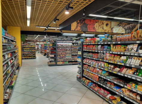 Купить товар в любом магазине в два раза дешевле: в Госдуме определили статус новой чудо-карты