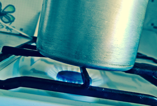 Врач предупредила об опасности старого советского способа лечения простуды