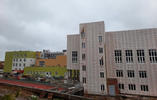 Вот так незаметно в центре Сызрани выросло огромное здание: что уже сделано