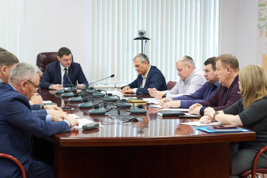 Главные проблемы с теплом - в центре Сызрани: в мэрии прошло специальное совещание