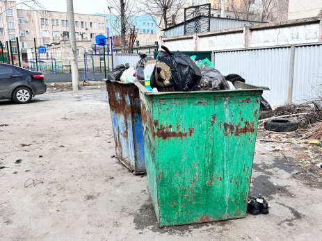 В Сызрани вернут на улицы старые мусорные контейнеры и тайное станет явным