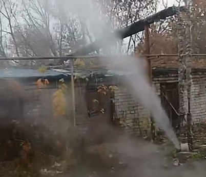 В центре Сызрани забил фонтан: кипяток хлестал всю ночь напролет – видео