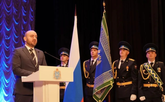 Губернатор Федорищев вручил награды самарским судебным приставам в преддверии профессионального праздника