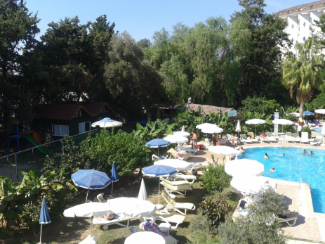 Майка вместо шубы, хлеб вместо рыбы и тайфун вместо летнего дождя: что ждет россиян через 50-60 лет