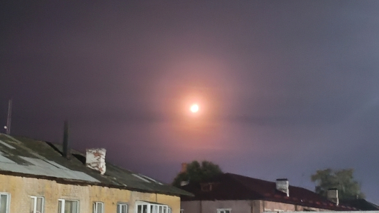 Атака БПЛА в Поволжье, удар возмездия, заявление Трампа о «Томагавках», солнечный апокалипсис: важное к этому часу