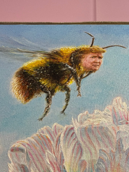 В Сызрань залетела пчелка с лицом Дональда Трампа: ее даже можно увидеть