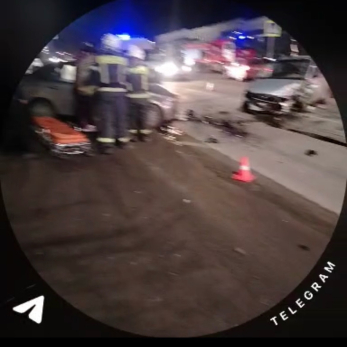 Медики достали носилки: в Сызрани на Хвалынской серьезная авария