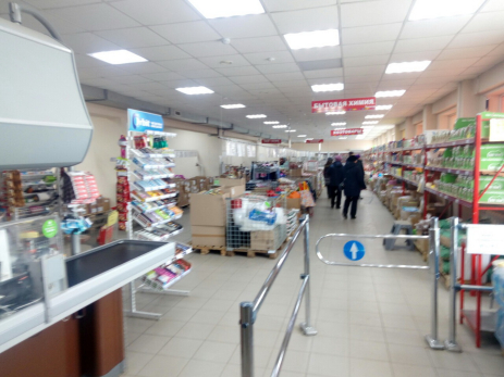 Зажало в дверях: пенсионерка погибла после визита в «Пятерочку»